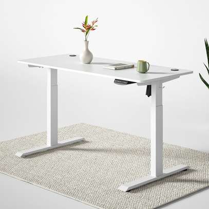 Ergonomic Electric Desk – Adjustable Height Office Table image 3
