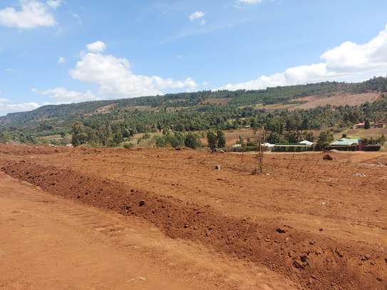 Prime plots in Kikuyu, Kamangu 400m from a new tarmac road. image 5