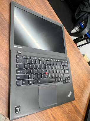 Lenovo ThinkPad X240 image 2