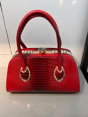 Ladies fashion design handbag image 2