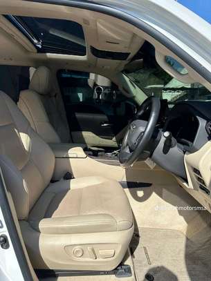 TOYOTA LC300 ZX 2023 Petrol image 9