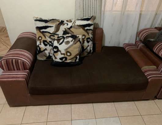 L-shaped, 2 seater and 1 seater sofa set image 4