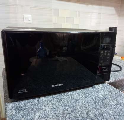Samsung 20L Microwave with Grill image 1