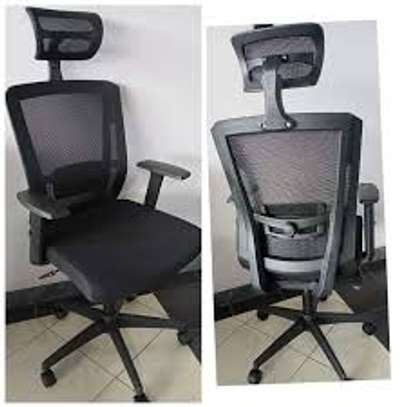 Ergonomic Mesh Adjustable Height Office Chair image 5