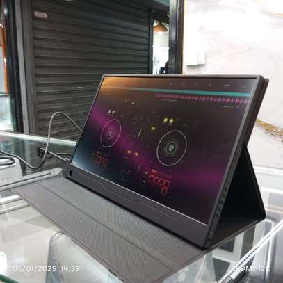 Portable Monitor 14-Inch image 3