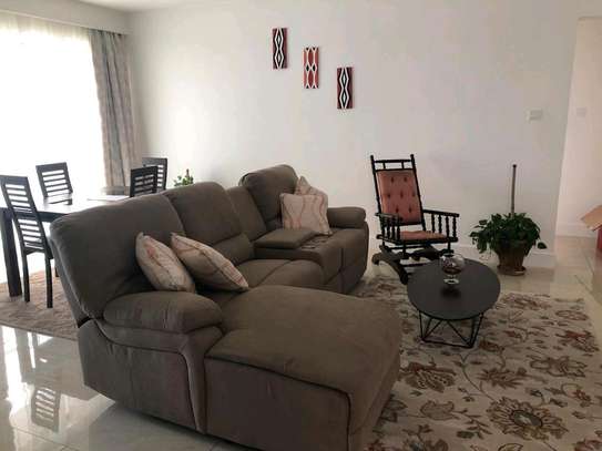 1 Bedroom furnished Westlands. image 9