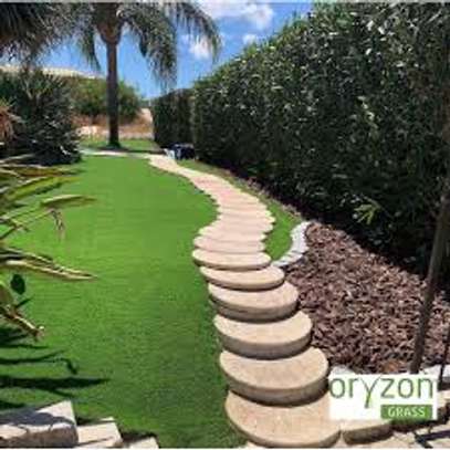 fine grass carpet ideas for your compound and indoors image 3
