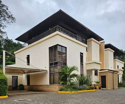 5 Bed Villa with En Suite at Lavington Nairobi image 1