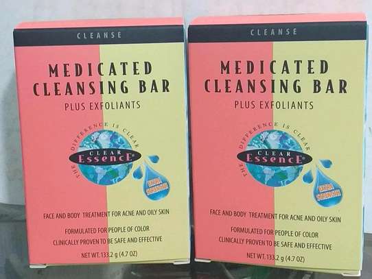 Medicated Clear Essence Cleansing Bar image 1