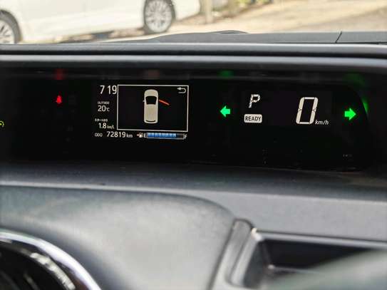 2018 TOYOTA AQUA HYBRID, FULL LEATHER UPHOLSTERY image 10