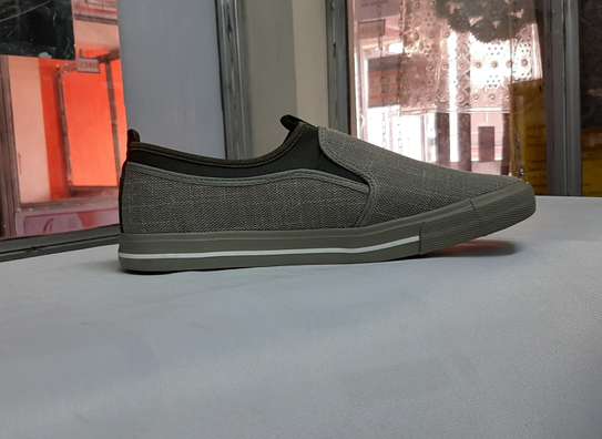 canvas type shoes