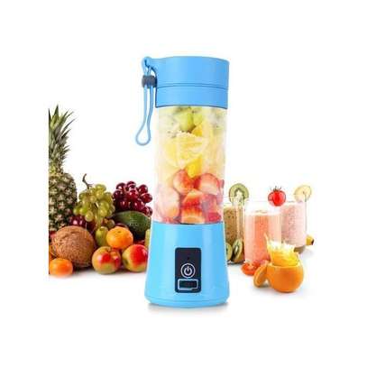 Portable Smoothie Maker And Rechargeable Blender image 3