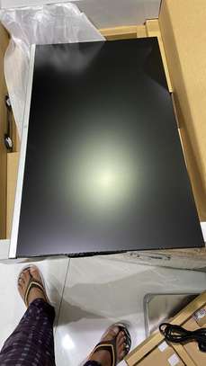 HP 27-inch M27f Frameless Panel LED Backlit (BLACK) image 4