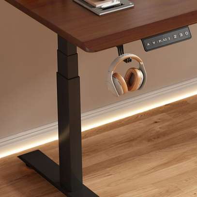 Office Desk: 1.2m Electric Programmable Standing Desk image 3