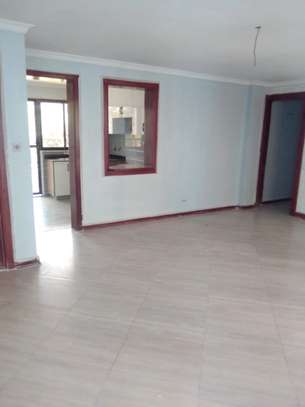 3 Bed Apartment with En Suite in Thika Road image 7