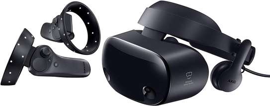 Samsung HMD Odyssey+ Windows Mixed Reality Headset with 2 Wireless Controllers 3.5" Black image 1
