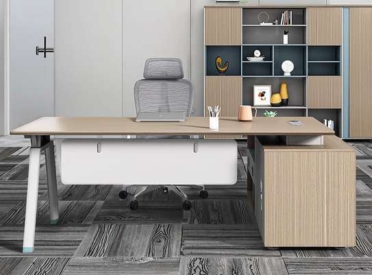 Office Desk: 1800mm Spacious L Office Desk image 2