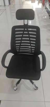 Executive office headrest chairs image 4