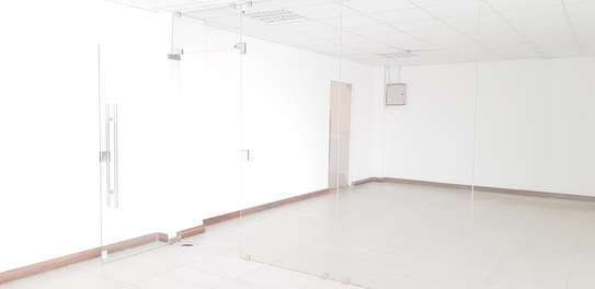 198 m² office for rent in Parklands image 5