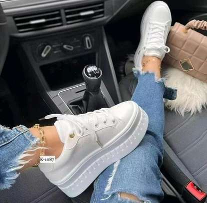 Quality Ladies Comfy Sneakers image 1