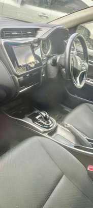 Honda Grace Hybrid Silver 2018 2WD image 4