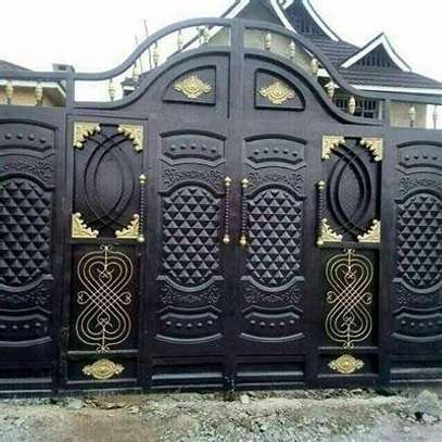 Executive heavy steel modern gates with Top security image 1