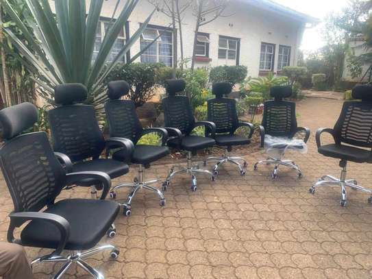 Headrest office chair image 2