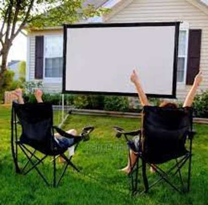 REAR\FRONT PROJECTION SCREEN 72*96" AND PROJECTOR FOR HIRE image 1