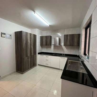 3 Bed Apartment with En Suite in Syokimau image 1