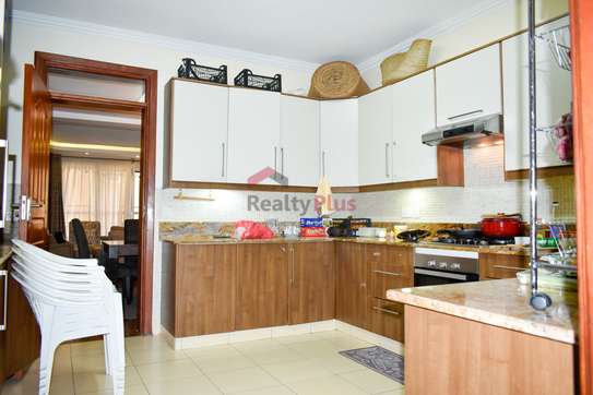 3 Bed Apartment with En Suite in Riverside image 13