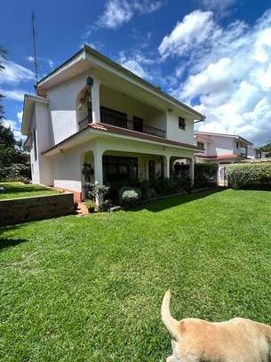 5 Bed Townhouse with En Suite at Lavington Areas image 1