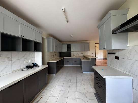 4 Bed Townhouse with En Suite in Kitisuru image 26
