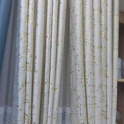 Heavy beautiful curtains image 2