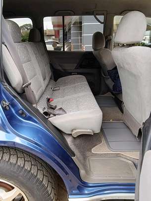 Mitsubishi pajero 4M41 diesel engine auto image 4