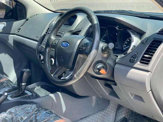Ford ranger New shape fully loaded 🔥🔥 image 8