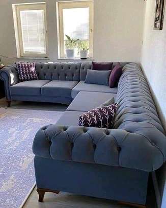 5 seater chesterfield sofa design image 1