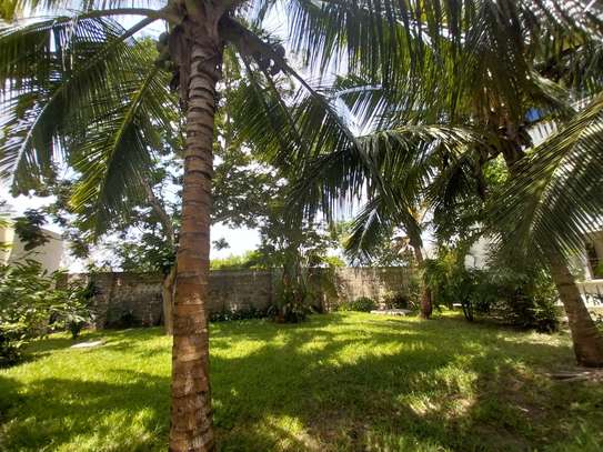 Furnished 2 Bed Apartment with En Suite at Diani Beach Road image 9