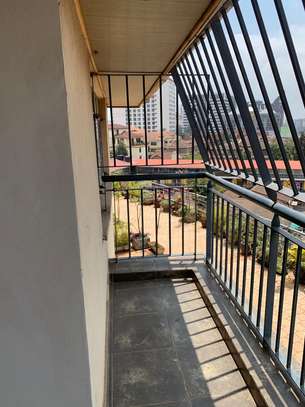 3 bedroom apartment all ensuite with a dsq in kilimani image 3