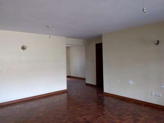Lavington-Lovely three bedrooms Apt for rent. image 3