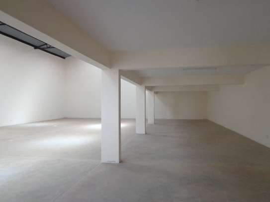 5,176 ft² Warehouse with Aircon in Mombasa Road image 5