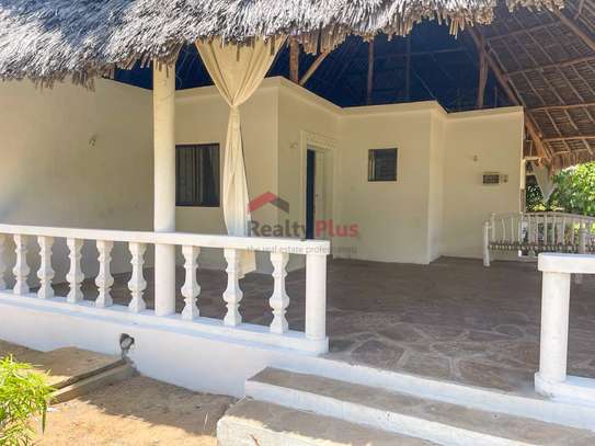2 Bed Villa with En Suite in Malindi image 6