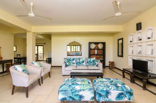 Furnished 2 Bed Apartment with Swimming Pool in Watamu image 3