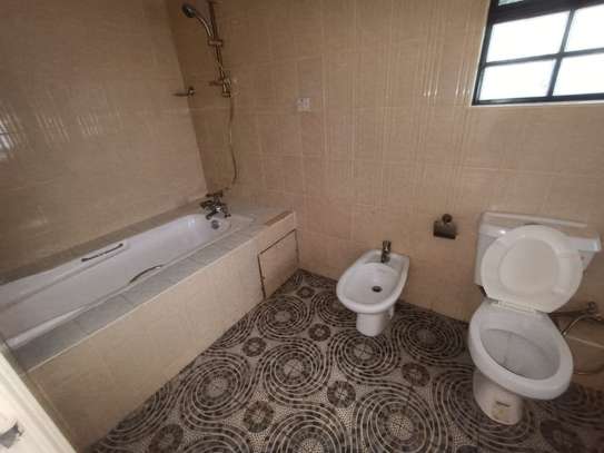 3 Bed House with En Suite in Loresho image 10