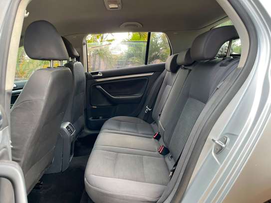 VW Golf image 4
