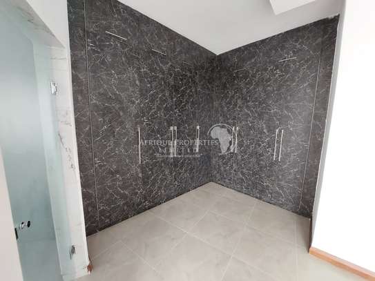 2 Bedroom Apartment For Rent In Kilimani,Nairobi image 7