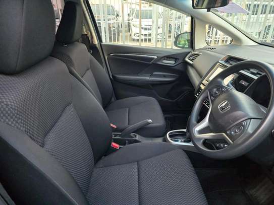 Honda Fit non hybrid 2018 image 3