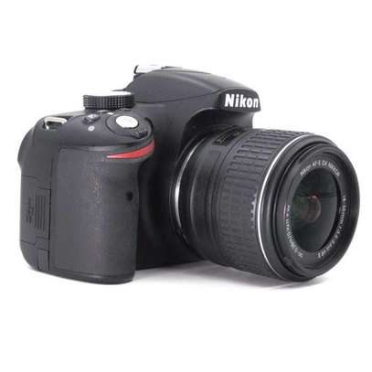 NIKON DSLR D3200 image 3