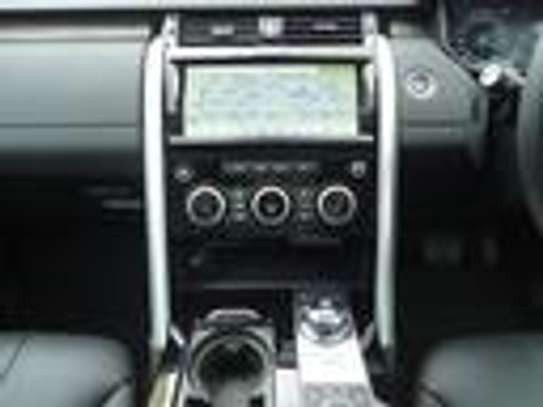 LAND ROVER DISCOVERY HSE image 10