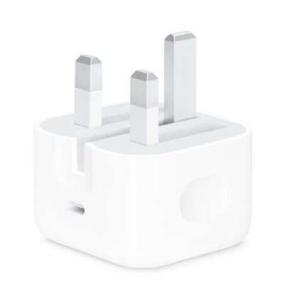 iphone charger 20W image 1