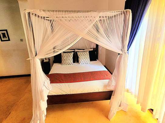 5 Bed Villa with En Suite in Diani image 10